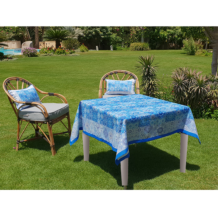 Blue floral Table cloth 150 x 150 cm